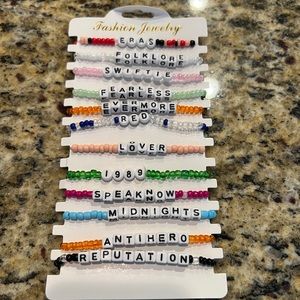 Taylor Swift Friendship Bracelets